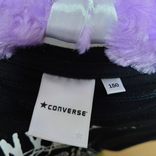 CONVERSE(コンバース)のCONVERSE　150　ブラック　カットソー キッズ/ベビー/マタニティのキッズ服女の子用(90cm~)(Tシャツ/カットソー)の商品写真