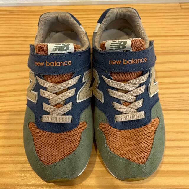 New Balance(ニューバランス)のnew balance スニーカー　18.5cm キッズ/ベビー/マタニティのキッズ靴/シューズ(15cm~)(スニーカー)の商品写真