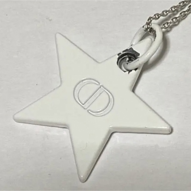 レア クリスチャンディオール スター メタルチャーム 白 ネックレス
