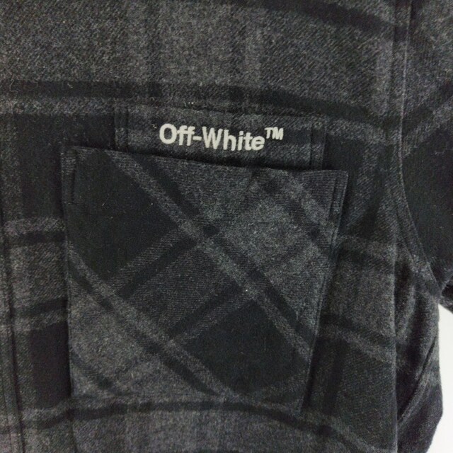 OFF-WHITE(オフホワイト)のOFF-WHITE オフホワイト 22AW アローエンブロイダリーフランネルチェック長袖シャツ グレー OMGA133C99FAB001 メンズのトップス(シャツ)の商品写真