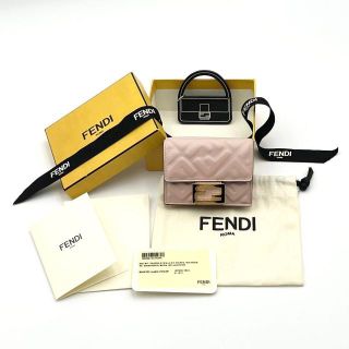 フェンディ(FENDI)の【定価8.8万】フェンディ　レディース　財布　折り財布　マイクロ　ウォレット(財布)