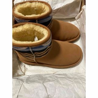 アグ(UGG)のUGG ペンドルトン　クラシックミニ(ブーツ)