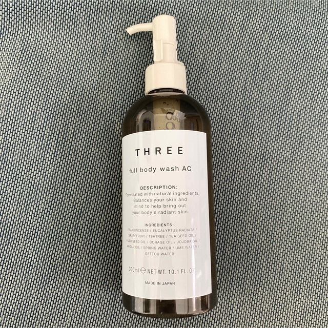 THREE(スリー)のTHREE フルボディ ウォッシュ AC 300ml コスメ/美容のボディケア(ボディソープ/石鹸)の商品写真