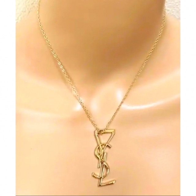 Yves Saint Laurent(イヴサンローラン)の美品レア大きめ　イヴサンローラン　YSL メタルチャーム　ネックレス メンズのアクセサリー(ネックレス)の商品写真