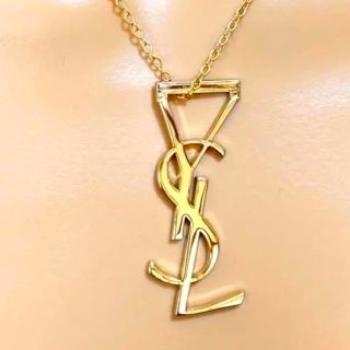 イヴサンローラン(Yves Saint Laurent)の美品レア大きめ　イヴサンローラン　YSL メタルチャーム　ネックレス(ネックレス)