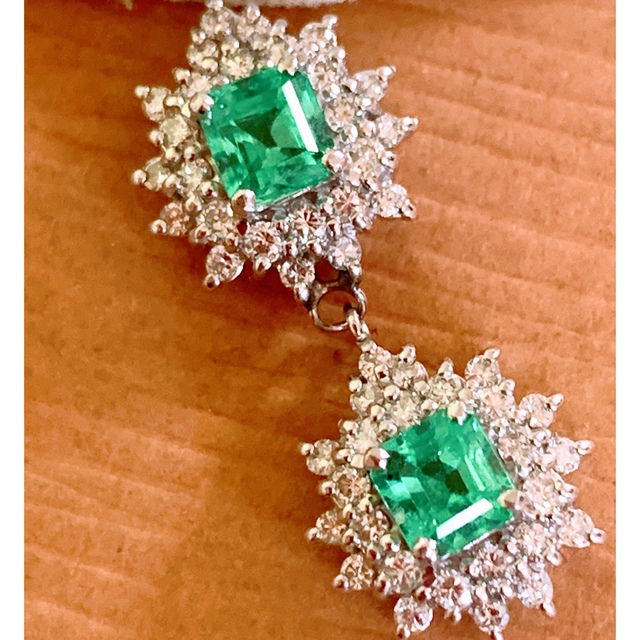 ジュエリーマキ❗️D0.70 &E0.86CT✨プラチナエメラルドダイヤネックレス-