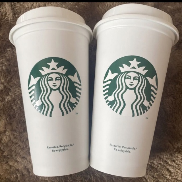 Starbucks(スターバックス)のスターバックス　グランデサイズ　リユーザブルカップ　2個セット インテリア/住まい/日用品のキッチン/食器(タンブラー)の商品写真