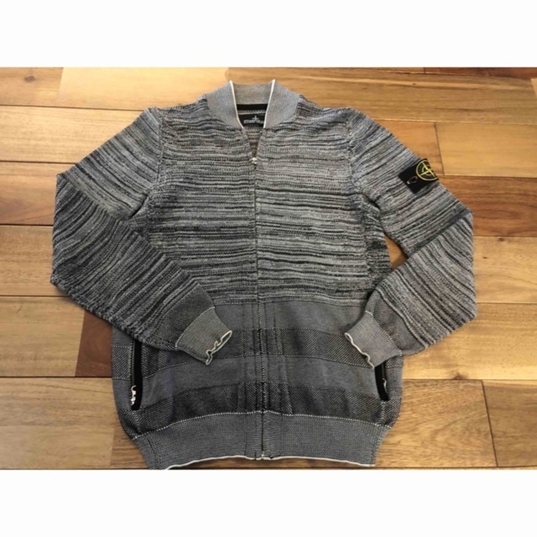 STONE ISLAND ニット ジップアップ セーター 再再販！