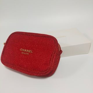 クリスチャンディオール(Christian Dior)の新品 CHANEL ホリデー限定 ノベルティ ポーチ 赤(ポーチ)