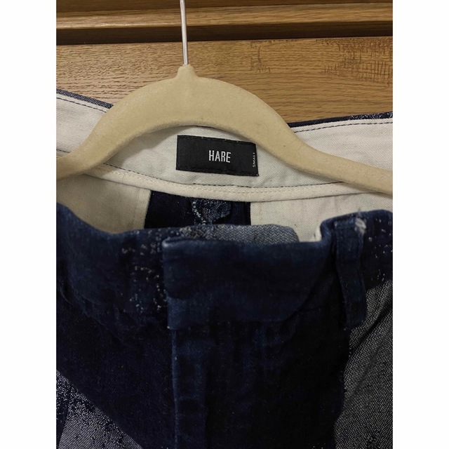 HARE(ハレ)の美品　HARE フレアパンツ　デニム メンズのパンツ(デニム/ジーンズ)の商品写真