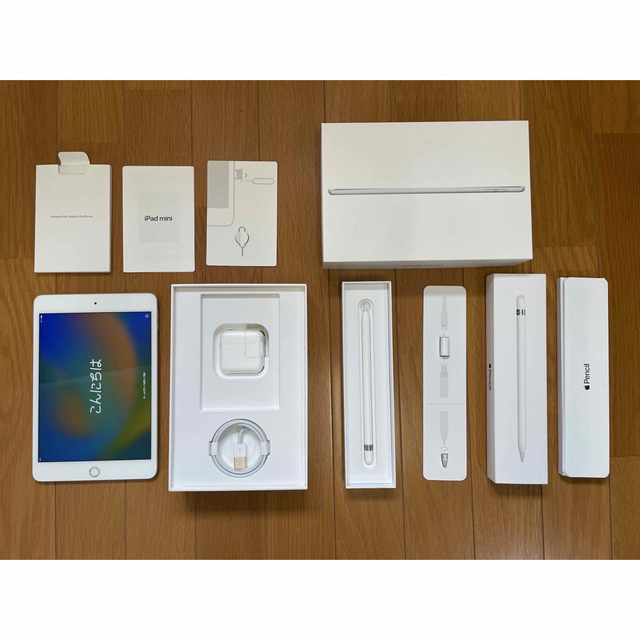 タブレットIpad mini (第5世代)Wi-Fi+Cellular  AU回線