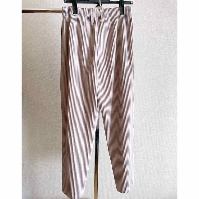 ISSEY MIYAKE(イッセイミヤケ)のオムプリッセイッセイミヤケ　パンツ（size1） メンズのパンツ(スラックス)の商品写真