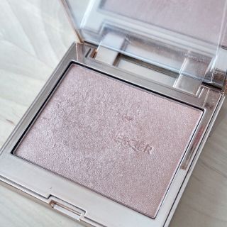 ローラメルシエ(laura mercier)のローラメルシエ　ローズグロウイルミネーター(フェイスカラー)