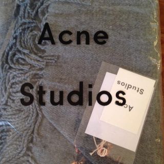 アクネ(ACNE)のマフラー(マフラー/ショール)