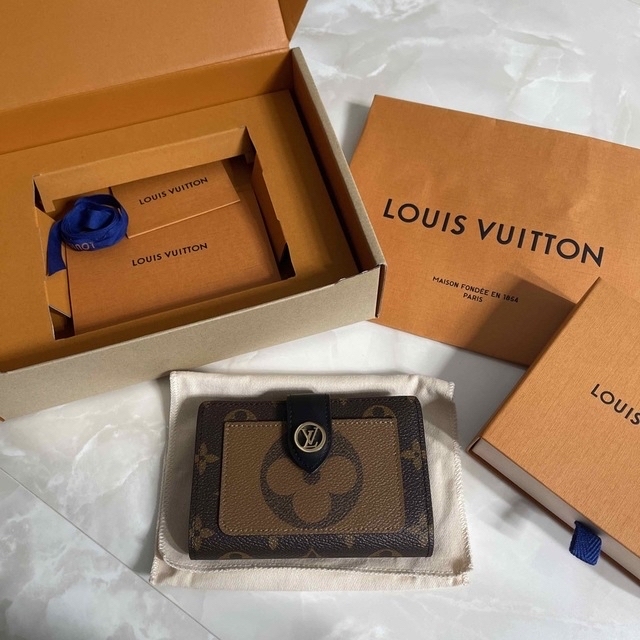 VUITTON 財布　ジュリエット