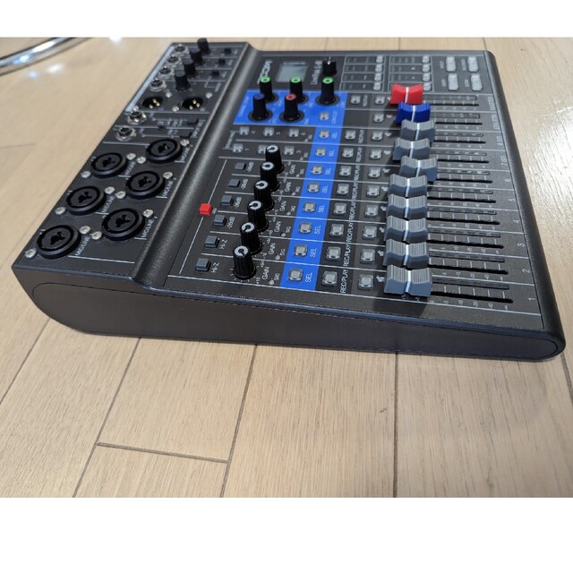 zoom l-8 livetrack 品 1