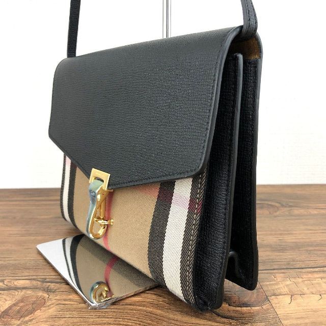 未使用品 BURBERRY ショルダーバッグ クラッチバッグ 151-