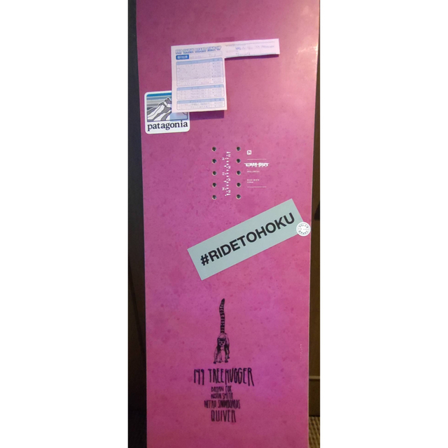 NITRO(ナイトロ)の2018-19  NITRO QUIVER TREEHUGGER 149cm スポーツ/アウトドアのスノーボード(ボード)の商品写真
