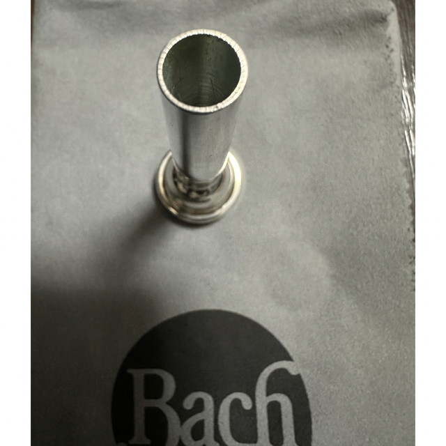 BACH(バッハ)のBachのトランペット用マウスピース　3 B 楽器の管楽器(トランペット)の商品写真