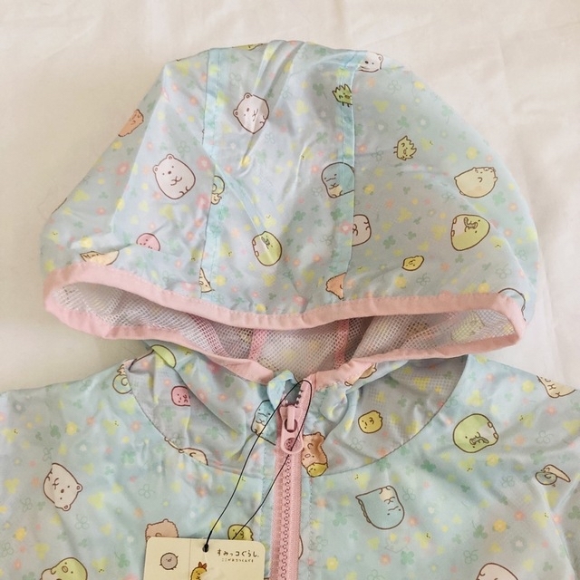 新品☆すみっこぐらし　パーカー　ウインドブレーカー　薄手 キッズ/ベビー/マタニティのキッズ服女の子用(90cm~)(ジャケット/上着)の商品写真