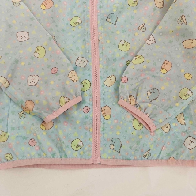 新品☆すみっこぐらし　パーカー　ウインドブレーカー　薄手 キッズ/ベビー/マタニティのキッズ服女の子用(90cm~)(ジャケット/上着)の商品写真