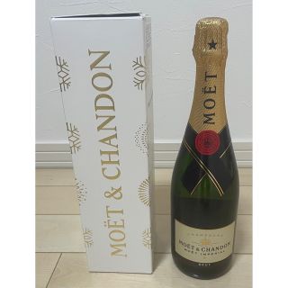 モエエシャンドン(MOËT & CHANDON)の【新品未開封】【匿名配送】モエシャンドン　シャンパン　MOET&CHANDON(シャンパン/スパークリングワイン)