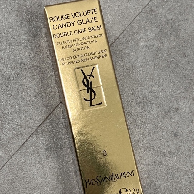 Yves Saint Laurent(イヴサンローラン)のROUGE VOLUPTÉ CANDY GLAZE No.3 コスメ/美容のベースメイク/化粧品(口紅)の商品写真