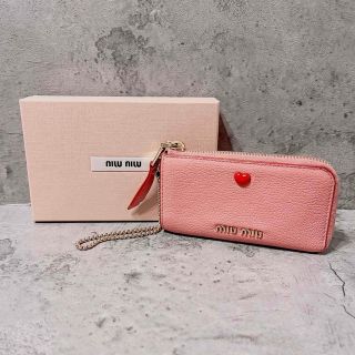 最高の品質の - 値下げ中!大人気♡ miumiu マドラスラブ ピンク 財布