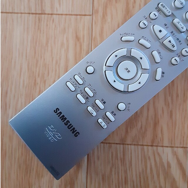 SAMSUNG(サムスン)のSamsung  DVDリモコン 00092Q スマホ/家電/カメラのテレビ/映像機器(DVDプレーヤー)の商品写真