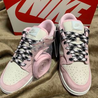 ナイキ(NIKE)のNike WMNS Dunk Low LX "Pink Foam"(スニーカー)