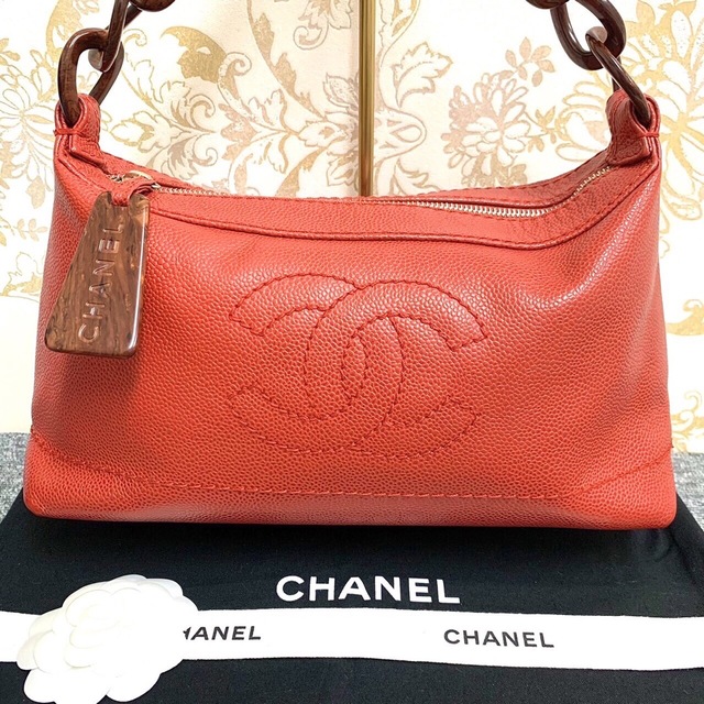 豪華 美品 CHANEL - CHANEL シャネル 赤 ハンドバッグ ワンショルダー 豪華 美品 CHANEL - CHANEL シャネル 赤 ハンドバッグ ワンショルダー