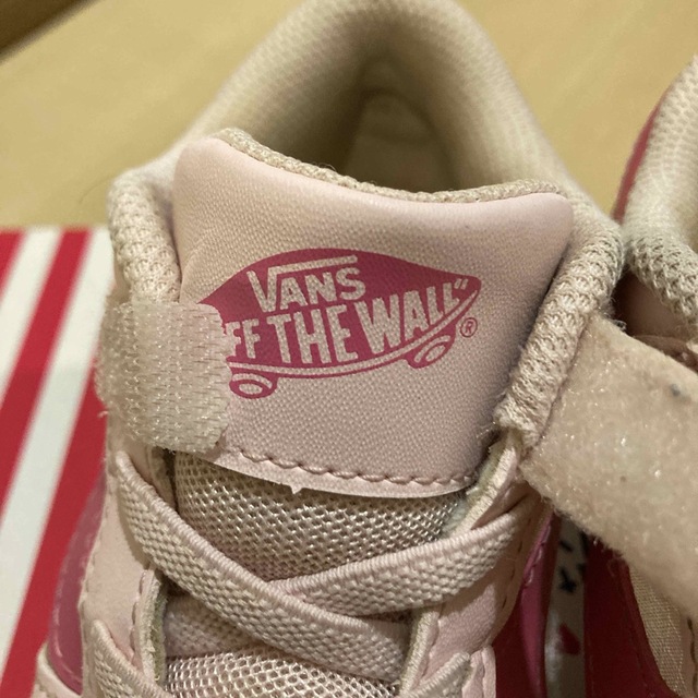 VANS(ヴァンズ)のvans スニーカー　18 キッズ/ベビー/マタニティのキッズ靴/シューズ(15cm~)(スニーカー)の商品写真