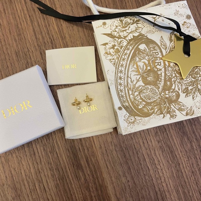 【付属品あり/正規品】Dior PETIT CD ピアス