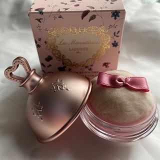 レメルヴェイユーズラデュレ(Les Merveilleuses LADUREE)のレ.メルヴェイユーズ　ラデュレ　パウダーチーク01(チーク)