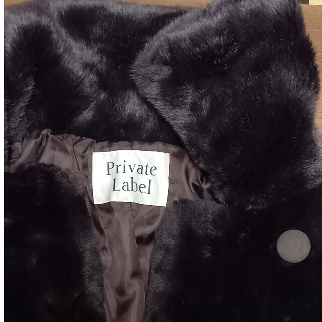 PRIVATE LABEL(プライベートレーベル)のPrivate Label プライベートレーベル コート レディースのジャケット/アウター(毛皮/ファーコート)の商品写真