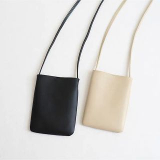 新品未使用】韓国 ショルダーバッグ ミニバッグ 斜めがけ 小さめ