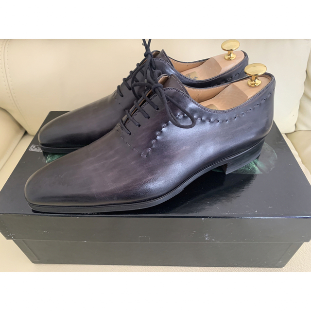 MAGNANNI（マグナーニ）ホールカット　レースアップシューズ　31405