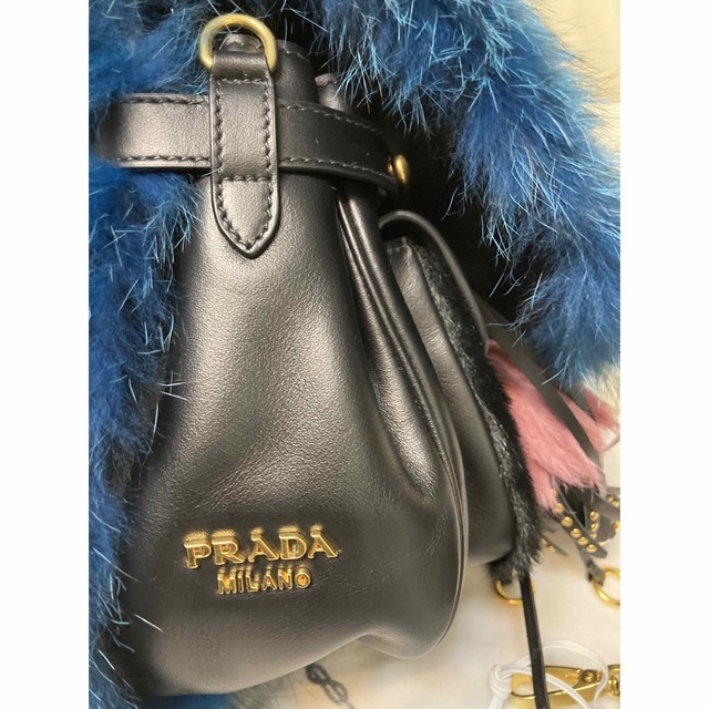 PRADA(プラダ)の★プラダ　ファー★2wayバッグ　美品 レディースのバッグ(ショルダーバッグ)の商品写真