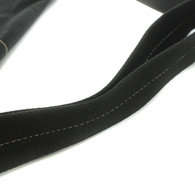 COACH(コーチ)のコーチ COACH ショルダーバッグ ナイロン キーチャーム 黒 F05300 メンズのバッグ(ショルダーバッグ)の商品写真
