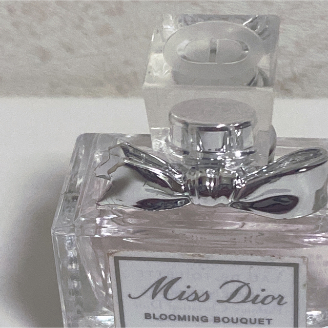 Dior(ディオール)のミスディオール ブルーミングブーケ(5ml) コスメ/美容の香水(香水(女性用))の商品写真