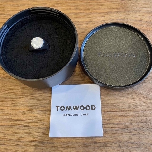 TOM WOOD(トムウッド)の専用ですTOMWOOD リジーリングホワイトマザーオブパール レディースのアクセサリー(リング(指輪))の商品写真