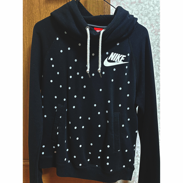 NIKE(ナイキ)のNIKE＊パーカー レディースのトップス(パーカー)の商品写真