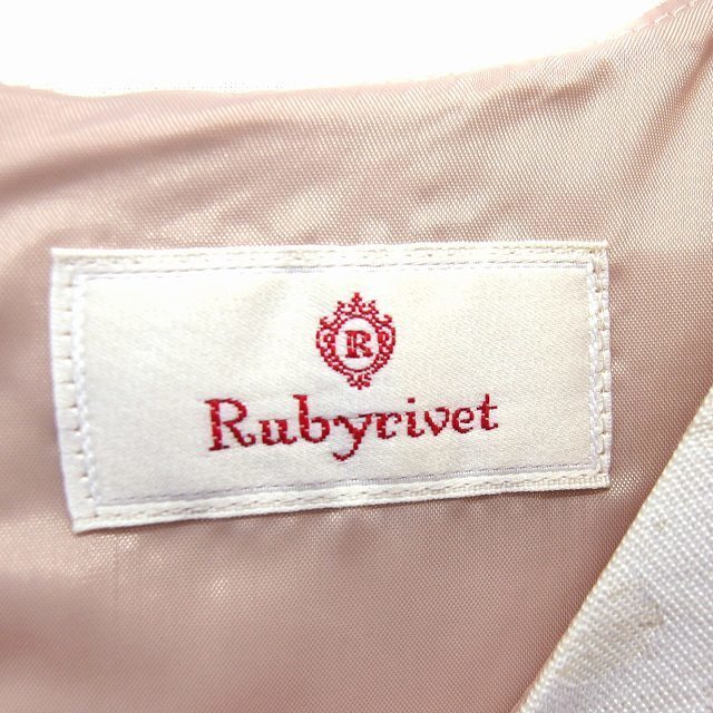 Rubyrivet(ルビーリベット)のルビーリベット ワンピース フレア ひざ丈 タック リネン混 バックジップ 総柄 レディースのワンピース(ひざ丈ワンピース)の商品写真