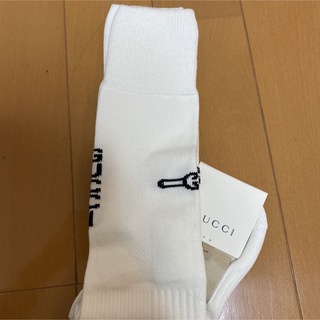 Gucci - 新品未使用❗️グッチチルドレン ロゴ靴下 サイズ8の通販｜ラクマ