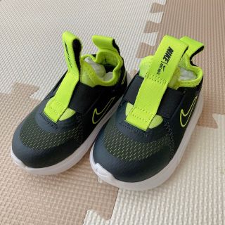 ナイキ(NIKE)のナイキ ジュニアスニーカーフレックスプラス CW7430-004 NIKE(スニーカー)