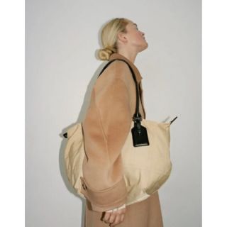 ザラ(ZARA)の【Zara ナイロントートバッグ】 (トートバッグ)