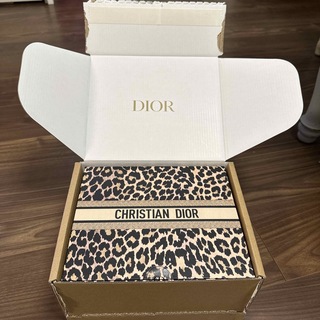 クリスチャンディオール(Christian Dior)のDior 限定 ギフトボックス　箱 ヒョウ柄　レオパード　巾着　クッション(ショップ袋)