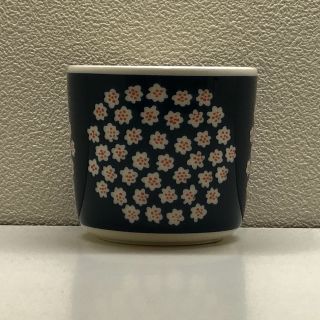 マリメッコ(marimekko)の❶プケッティ ラテマグ 新品 未使用 マリメッコ ダークブルー ネイビー(食器)