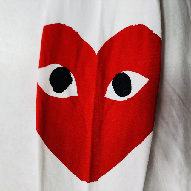 COMME des GARCONS(コムデギャルソン)の【人気デザイン】 コム・デ・ギャルソン 長袖Tシャツ 袖柄ロンT ビックハート レディースのトップス(Tシャツ(長袖/七分))の商品写真