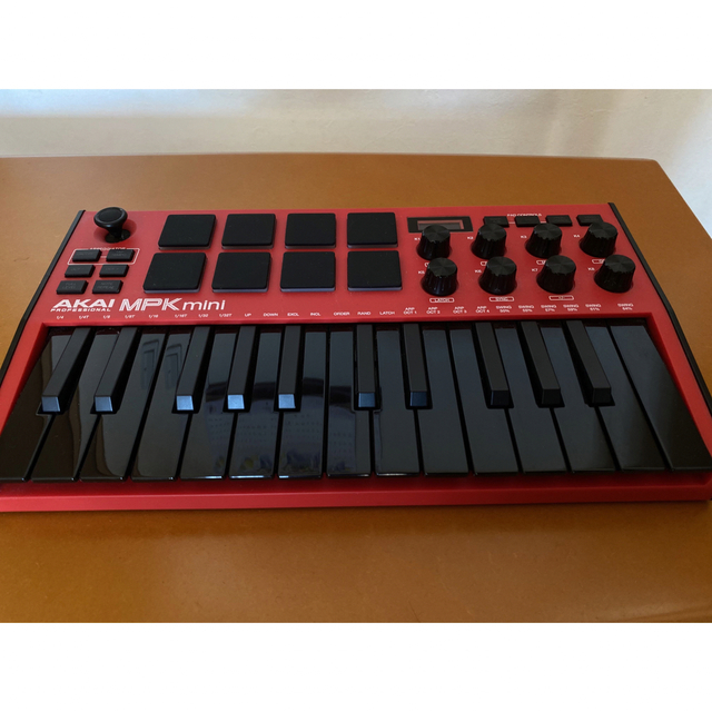 AKAI(アカイ)/MPK mini MK3 楽器のDTM/DAW(MIDIコントローラー)の商品写真